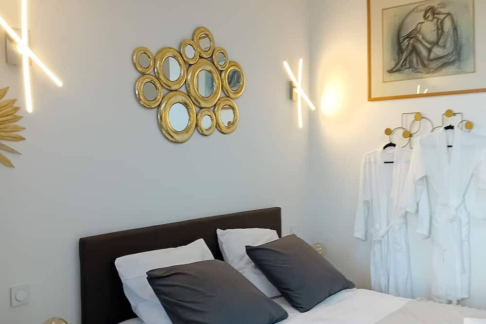 Appartement entier, L'atelier des rêves , studio indépendant avec spa extérieur privatif ! in Fontès, Côte méditerranéenne (France)