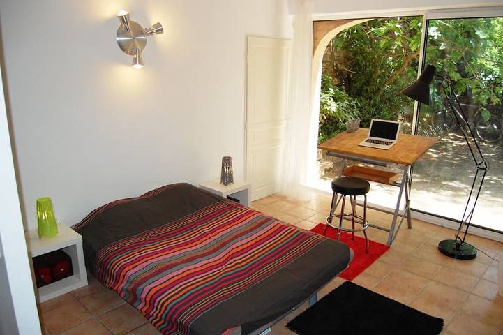 Location de vacances pour 8 personnes, avec jardin et jacuzzi à Peynier - 3