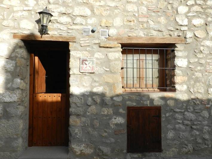 Casa rural para 4 personas, con balcón y vistas, Familias con niños en Els Ports - 3