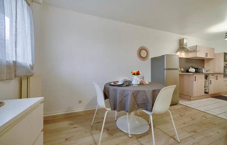 Gîte pour 3 personnes, avec vue à Savigny-le-Temple - 3