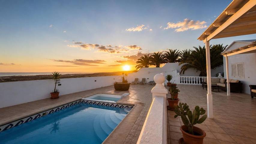 Casa rural para 8 personas, con Terraza además de Piscina y Vistas en San Bartolomé - 4
