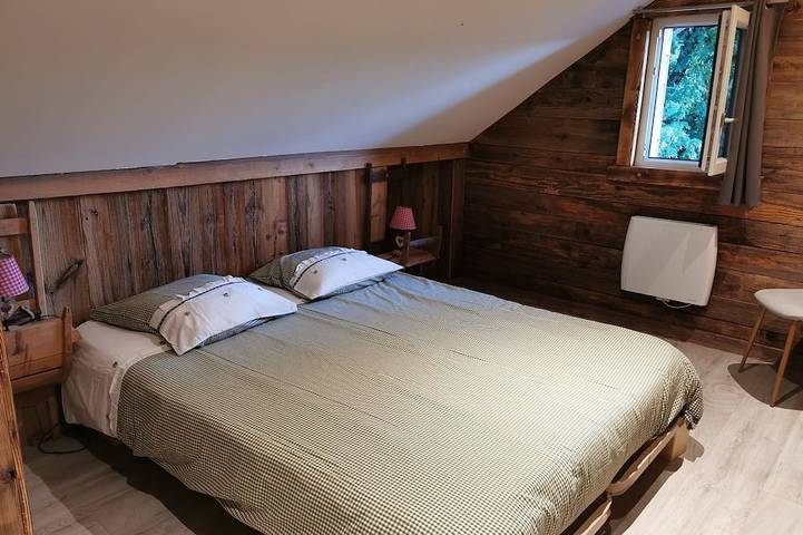 Gîte pour 10 personnes, avec terrasse et jardin ainsi que sauna et jacuzzi à Gerbamont - 4