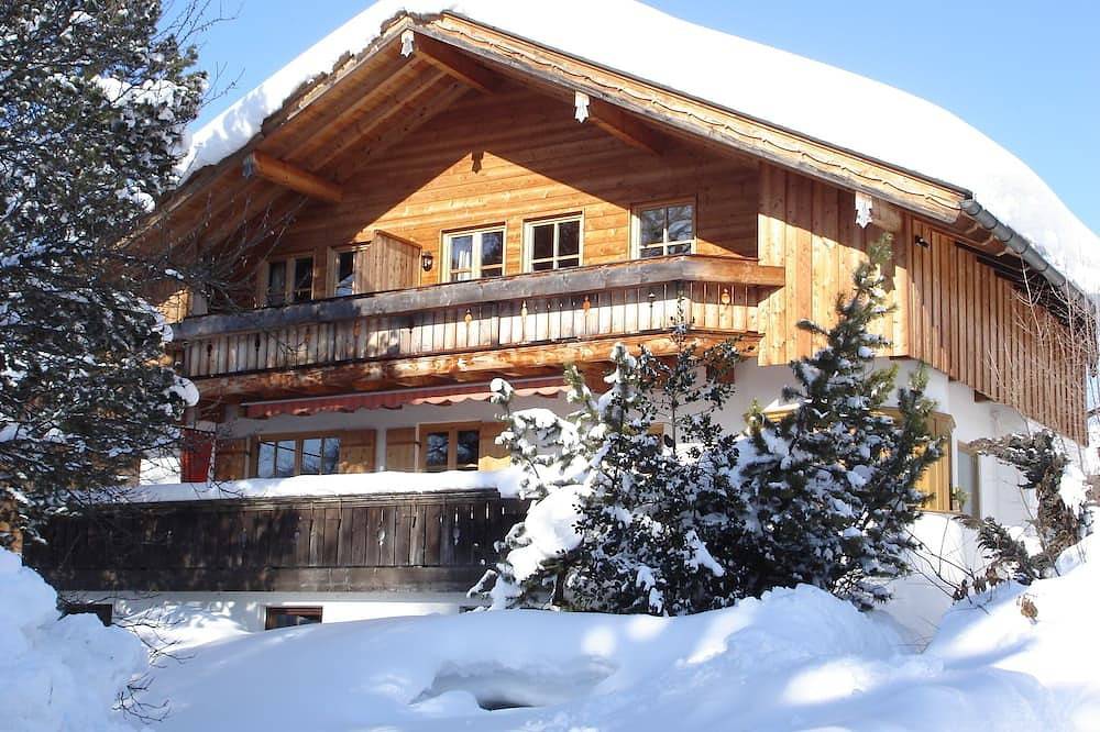 Ganze Wohnung, Komfortable, komplett eingerichtete Fewo mit Bergblick für 4 Personen in Schliersee, Alpenland Tegernsee Schliersee