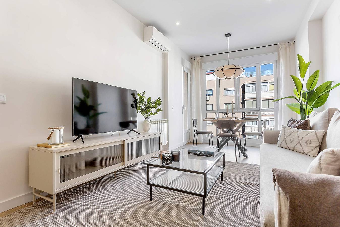 Apartamento entero, Elegant apartment in Madrid. Pedro Teixeira in Tetuán (desambiguación), Madrid