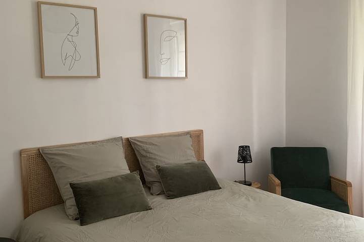 Location de vacances pour 8 personnes, avec jardin et terrasse à Locronan - 2