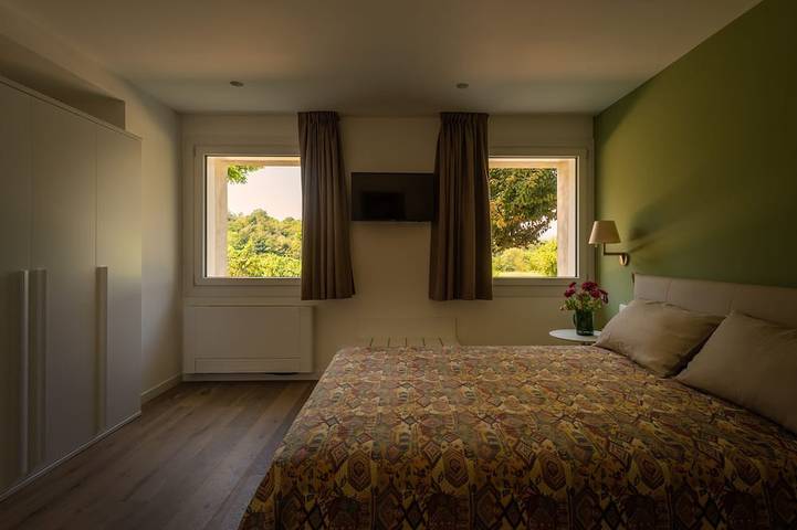 Suite-Familie-Ensuite mit Dusche-Gartenblick in Vicenza, Vicenza Provinz