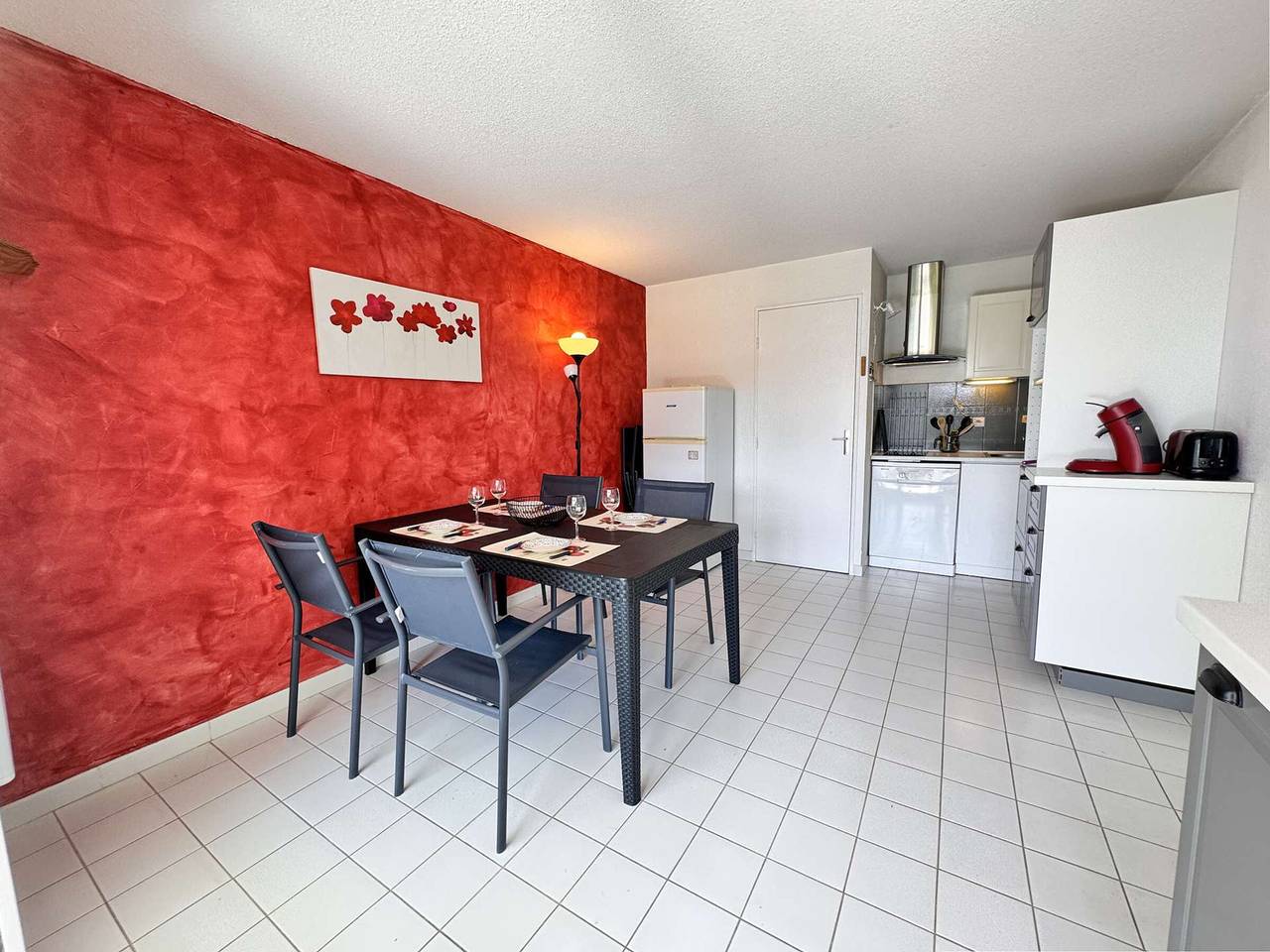 Ganze Wohnung, Gemütliche 2-Zimmer-Wohnung - 4 Personen - Six-Fours-les-Plages in La Coudoulière, Six-Fours les Plages