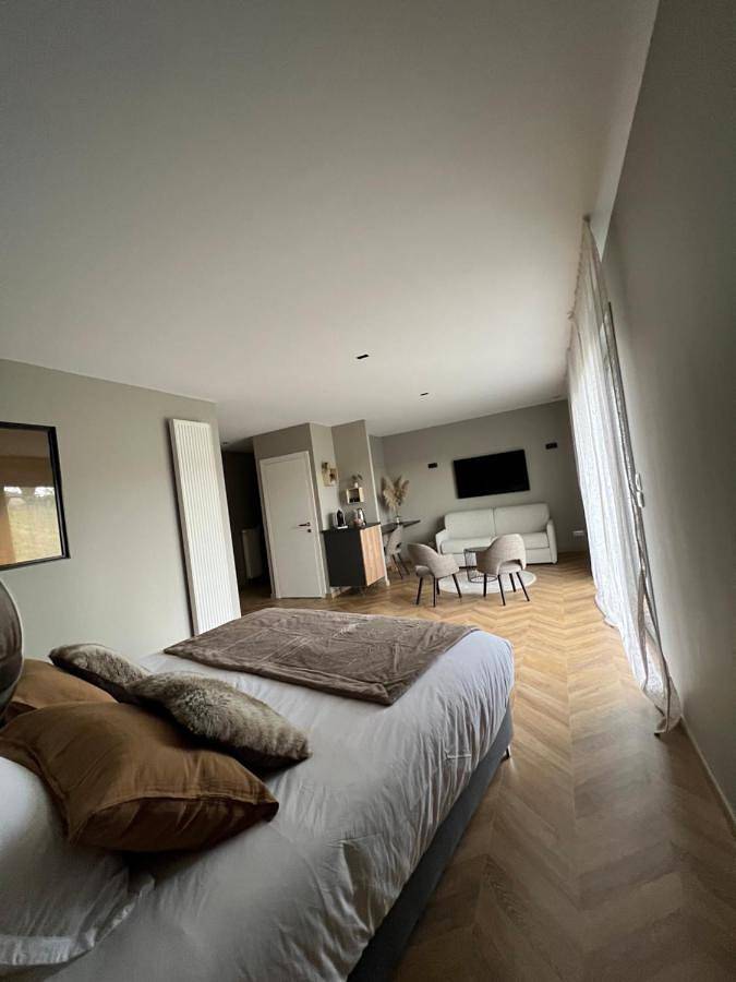 Deluxe Family Suite in Trigny, Marne