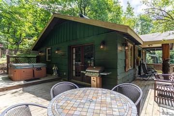 Glamping for 4 Guests in Blowing Rock, Blue Ridge Mountains, Picture 4