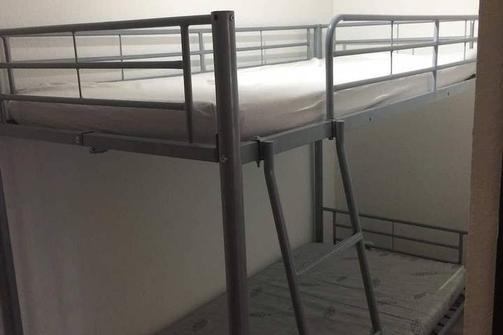 Gîte pour 4 personnes, avec piscine et jardin dans Office De Tourisme De Canet En Roussillon - 2