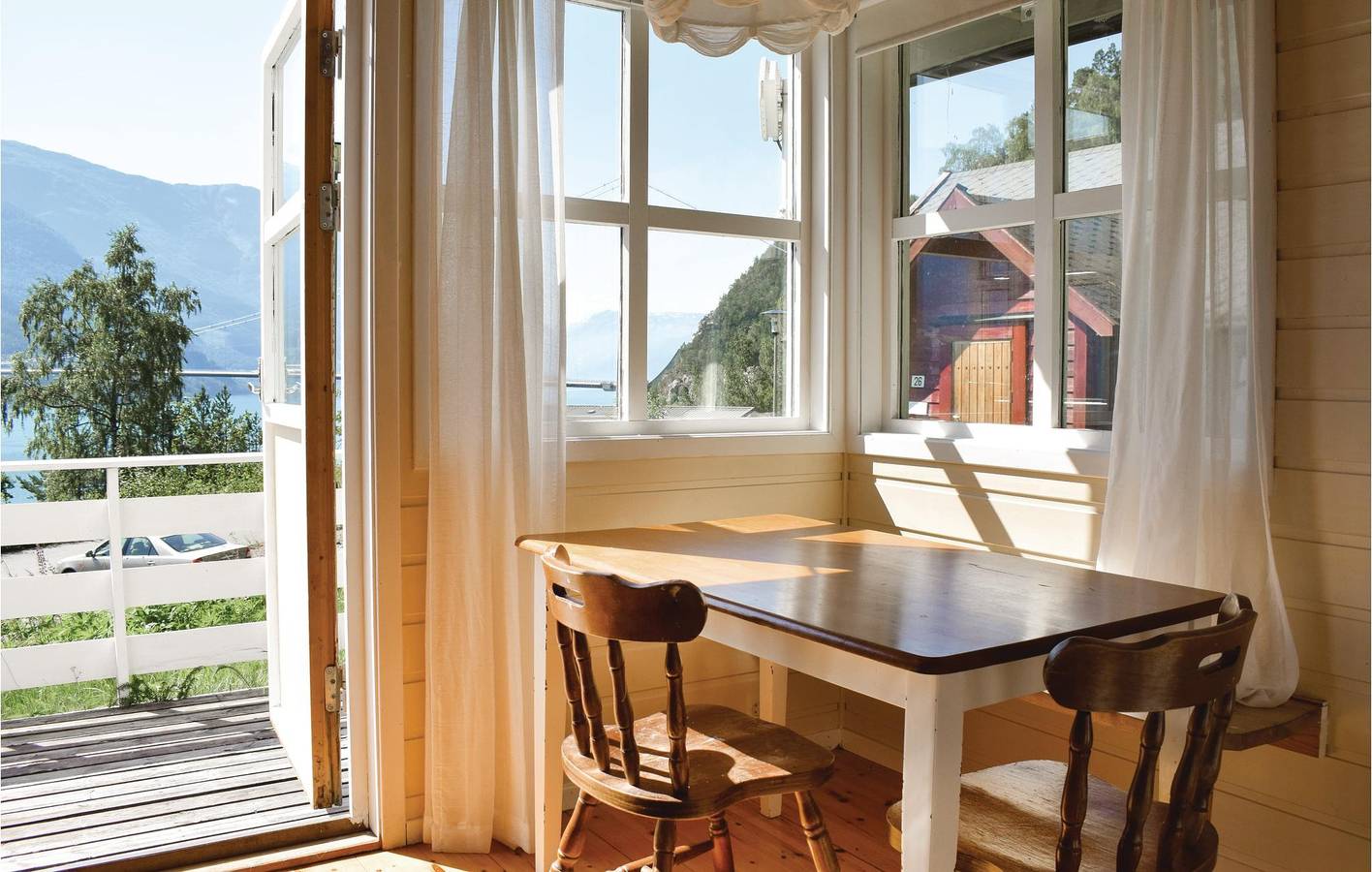 Casa vacanza per 4 persone con terrazza in Hardangerfjord