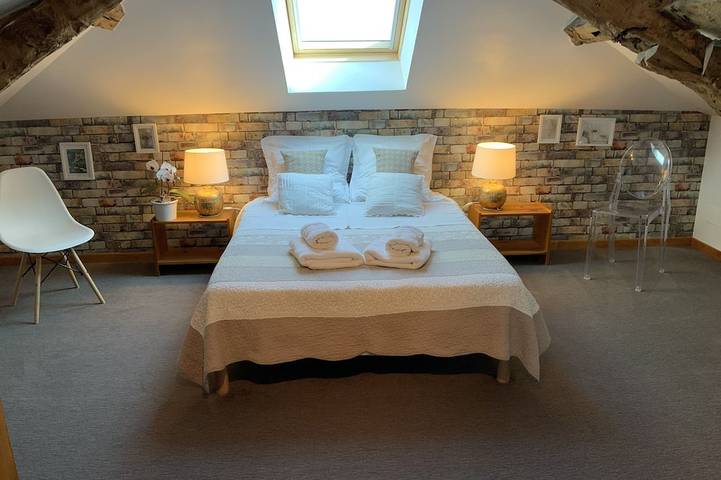 Gîte pour 10 personnes, avec terrasse ainsi que piscine et jardin à Septfonds - 2