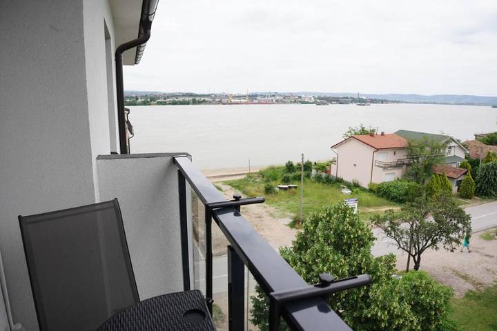 Gîte pour 4 personnes, avec terrasse et vue à Kladovo - 2