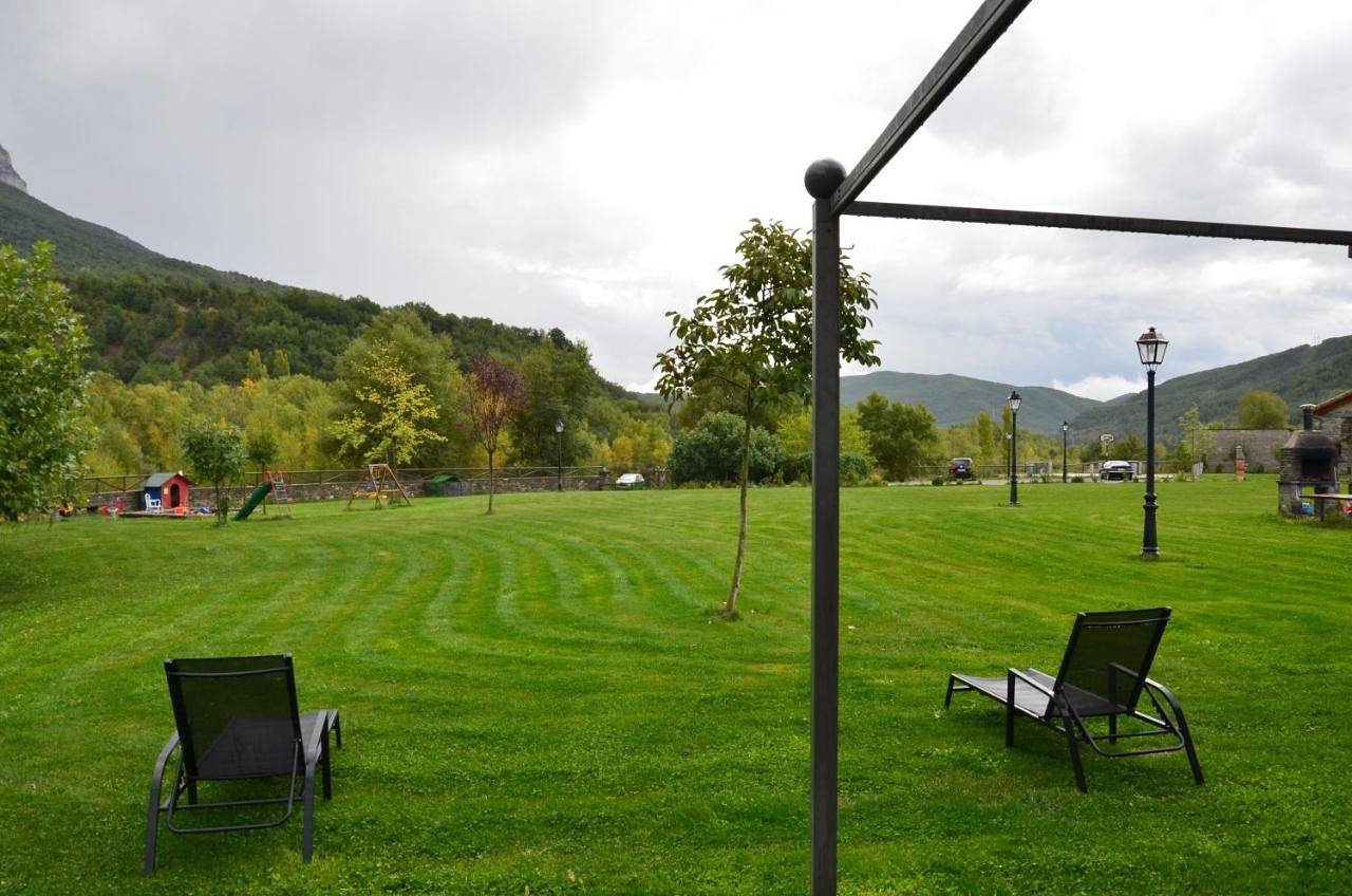Casa Rural para 21 personas con sauna in Escalona (Huesca), Puértolas