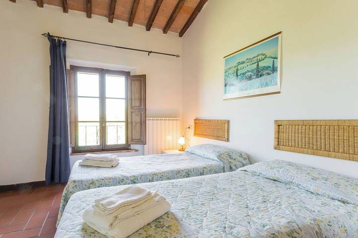 Fattoria di Argiano a Montepulciano in Toscana con 5 camere , piscina e giardino in Montepulciano, Chianti