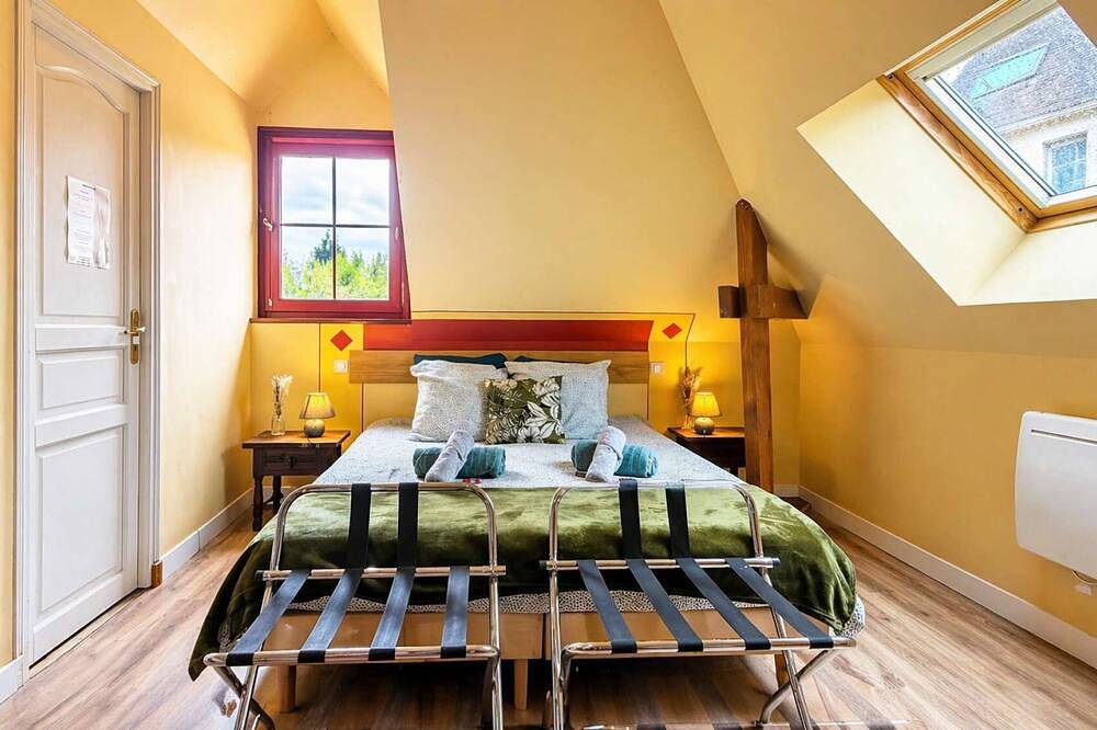 Entire apartment, La Longère T3 - Golf - Parking - Wifi - 4 Pers in Bellême, Parc naturel régional du Perche
