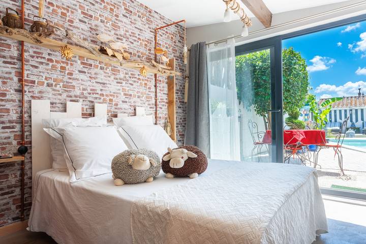 Appartement entier, Lodge Berik - Loft pour 2 avec piscine in Comps, Région de Nîmes