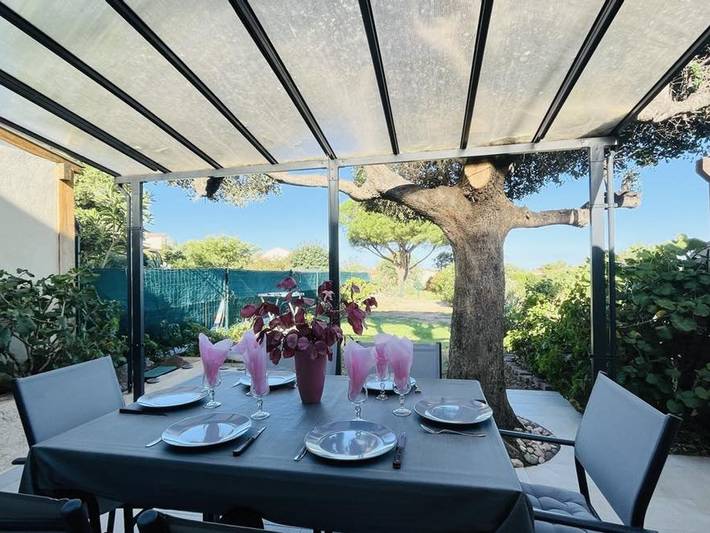 Gîte pour 6 personnes, avec terrasse dans Sant Ambroggio