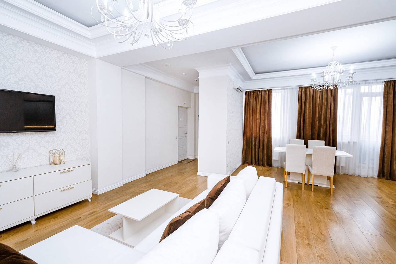 Ganze Wohnung, Luxuriöse Ferienwohnung Lakepark 2Bd in Chișinău, Moldawien