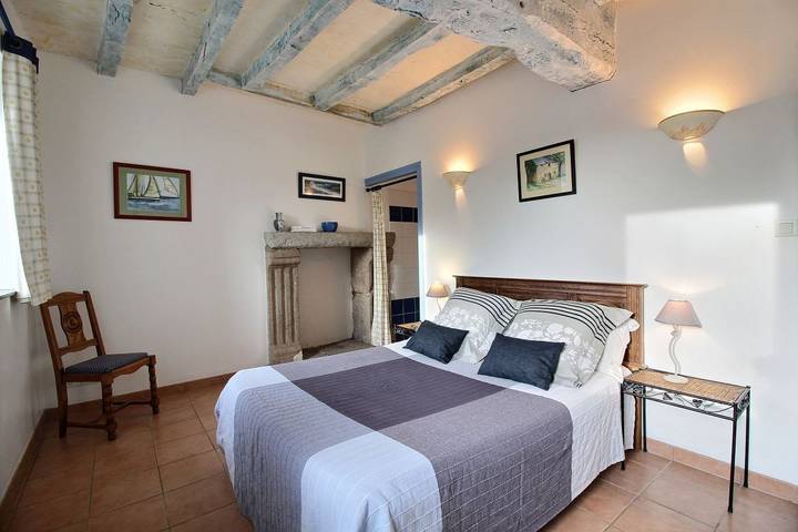 Gîte pour 7 personnes, avec terrasse et jardin à Pédernec