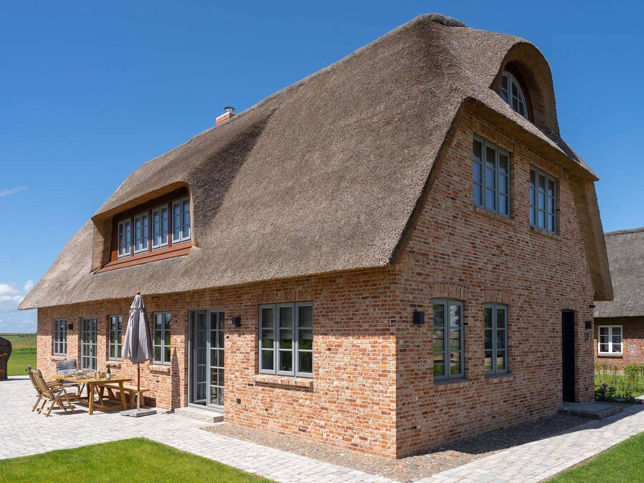 Reethaus Friesenstern - „Wohlfühlen im Reethaus Friesenstern: Ihr Traumurlaub in Dunsum!“ in Dunsum, Föhr