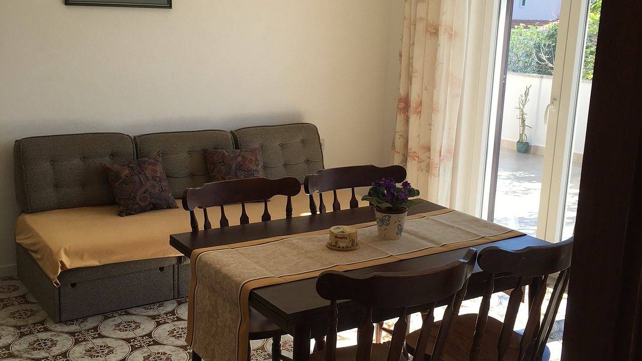 Ganze Ferienwohnung, Ferienwohnung für 8 Personen (84 m²) in Vlašići in Vlasici, Pag