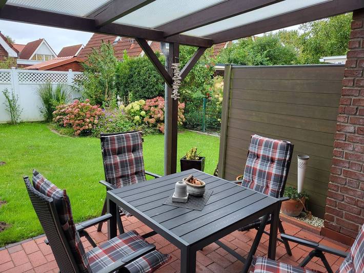 Ferienhaus für 4 Personen, mit Balkon und Terrasse sowie Garten in Greetsiel