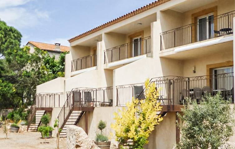Location de vacances pour 6 personnes, avec jardin ainsi que piscine et terrasse à Mirepeisset - 2