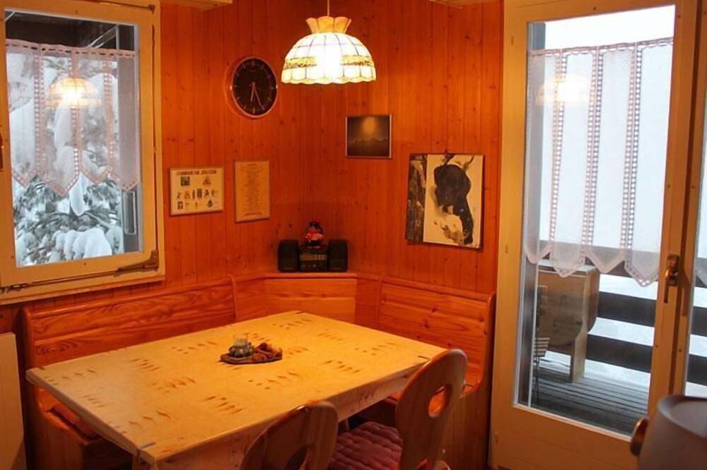 Geheel appartement, Trollhütte 4-bed apartment in Lauterbrunnen, Grindelwald en omgeving