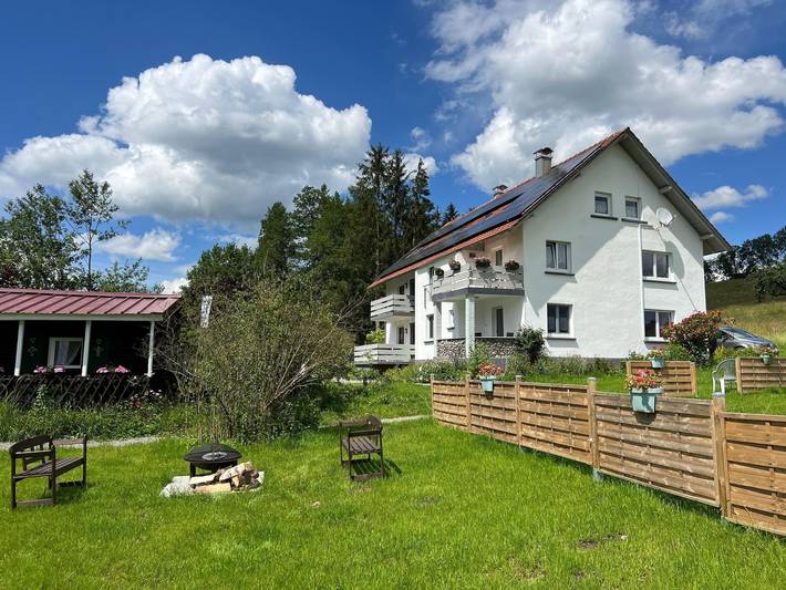 Ferienwohnung für 6 Personen, mit Balkon und Garten in Wangen im Allgäu