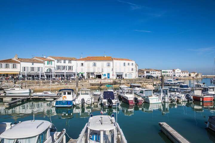 Gîte pour 4 personnes, avec Vue dans Port De Saint Martin De Re