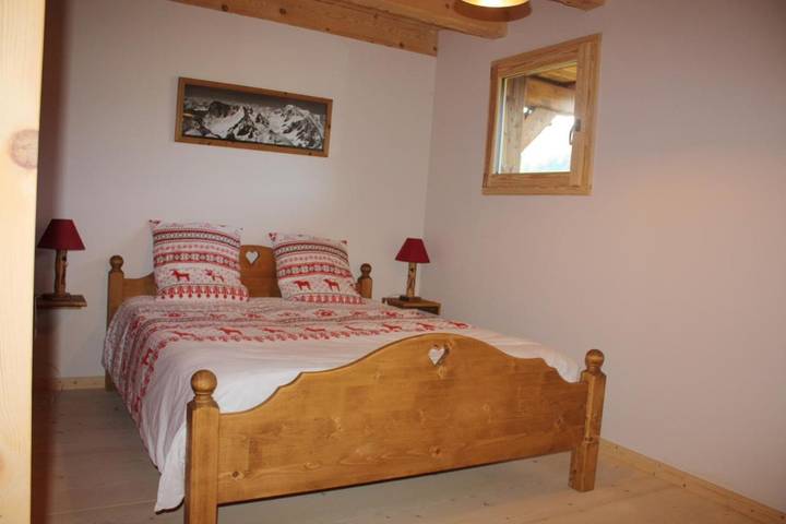 Chambre d’hôte pour 4 personnes, avec Balcon et Terrasse ainsi que Jardin et Vue