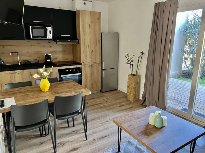 Gîte pour 4 personnes, avec terrasse et jardin à Lecci - 4