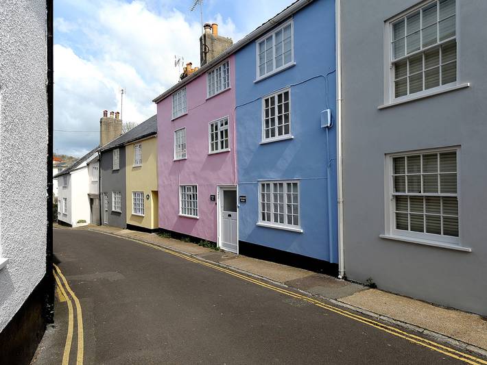 Watersplash Cottage in Lyme Regis, Dorset