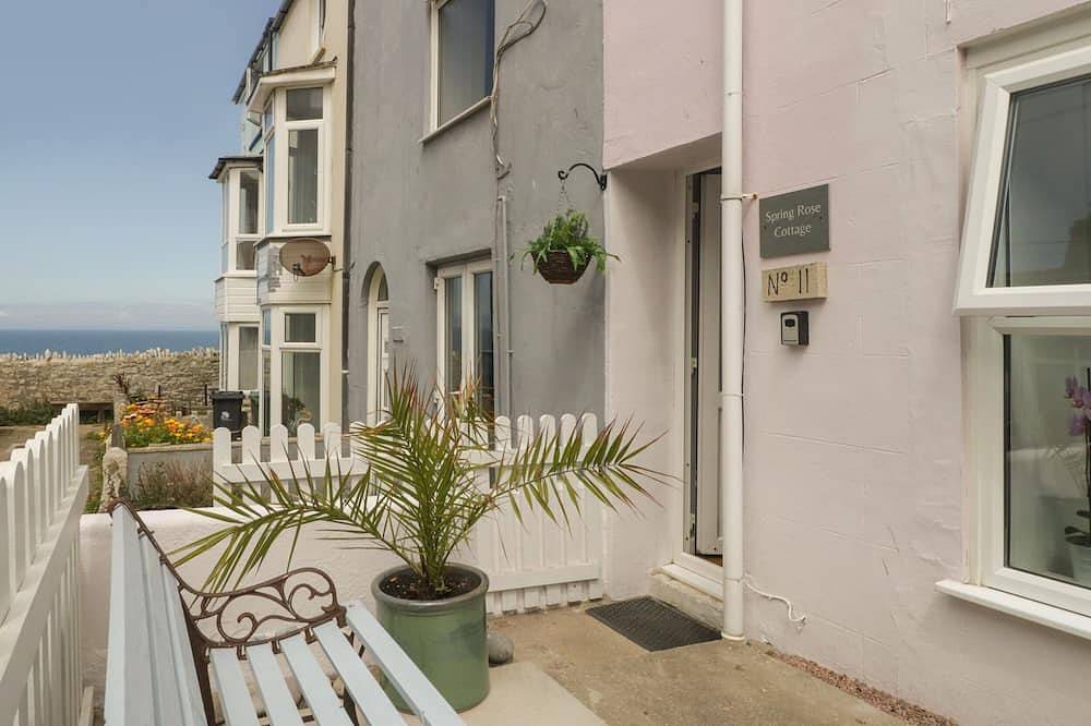 Spring Rose Cottage, haustierfreundlich, mit offenem Kamin in Fortuneswell in Fortuneswell, Isle of Portland