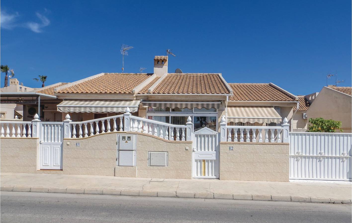 Poolterrasse: 1,5 km zum Strand in Las Calas, Torrevieja