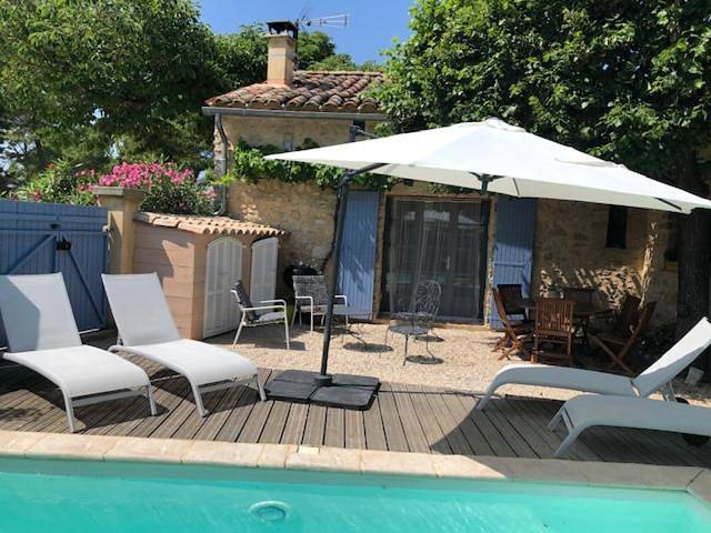 Maison de plain pied pour 4 pers piscine Lussan in Lussan, Nimes und Umgebung