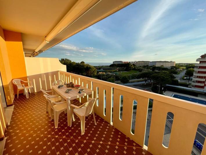 Ferienwohnung für 4 Personen, mit Meerblick und Balkon/Terrasse