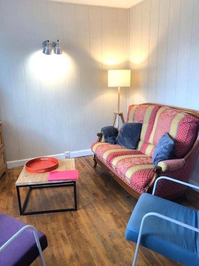 Location de vacances pour 5 personnes, avec Terrasse ainsi que Jardin et Piscine dans Le Rouget-Pers - 4