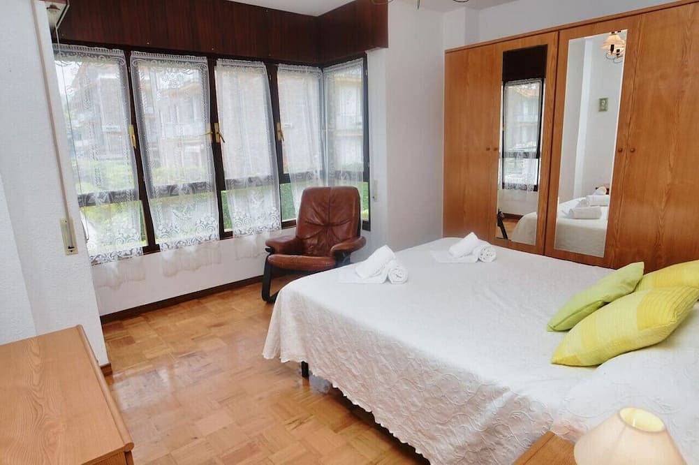 Entire apartment, Apto de 2 dormitorios y terraza - Canalejas 5912 in Isla, Arnuero