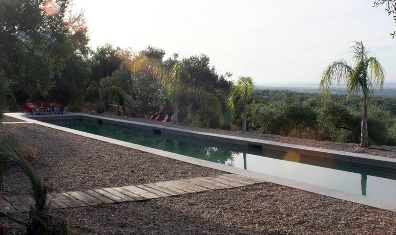 Casa rural con piscina para 12 personas, con terraza y piscina además de vistas al lago y jardín, Se admiten mascotas en Sierra de Hornachuelos - 3