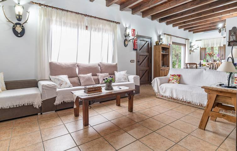 Gemütliches 90m² Apartment mit Pool & Terrasse in Algatocín, Málaga Provinz