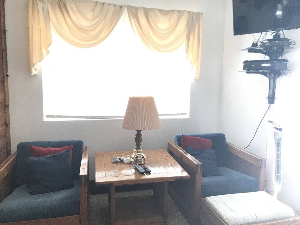 Ganze Wohnung, Gehen Sie zu Pisten und Pool - 2 Br mit Kamin + Wifi in Hidden Valley, Pennsylvania