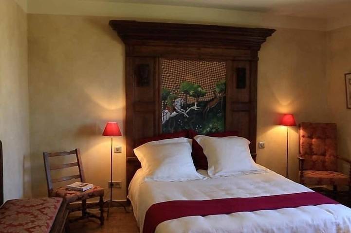 Chambre d’hôte pour 5 personnes, avec Terrasse ainsi que Jardin et Piscine