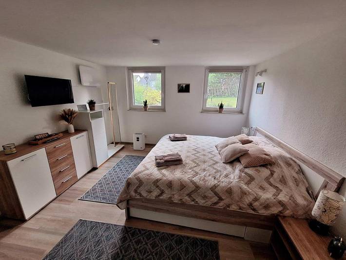 Ferienwohnung für 3 Personen, mit Terrasse und Garten sowie Ausblick in Warstein