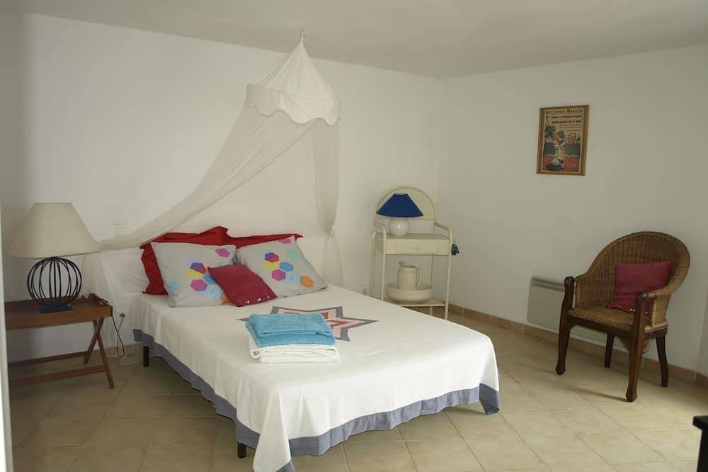 Grande villa accogliente con vista mare e piscina privata, classificata 4 stelle in Portigliolo, Coti-Chiavari