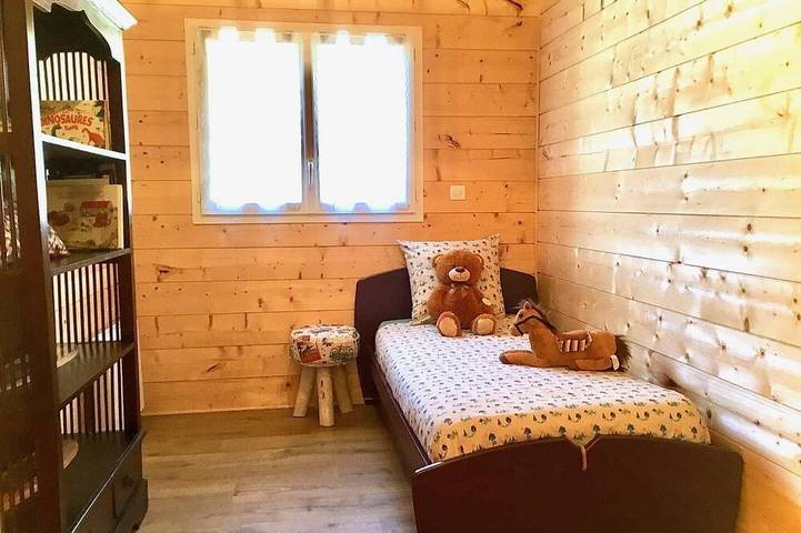 Location de vacances pour 3 personnes, avec jardin à Bardos - 3