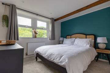 Holiday Rental for 6 People in Holmfirth, West Yorkshire, Photo 3