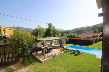 Chalet para 8 personas, con jardín y jacuzzi en Distrito de Braga