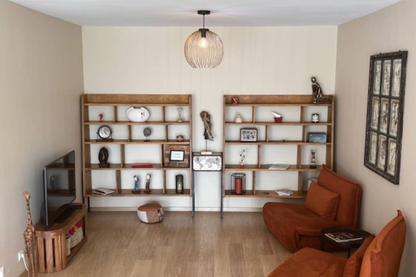 Appartement entier, Appartement lumineux et chaleureux - Isle sur la Sorgue in L'Isle-sur-la-Sorgue, Vaucluse